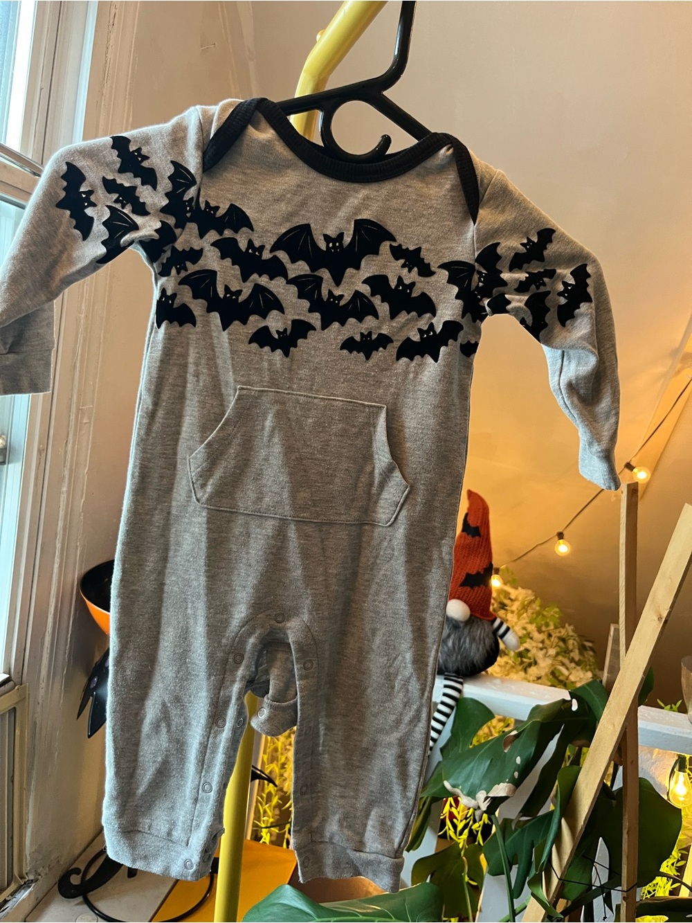wonder nation Gray One-Piece Footie with Black Bat Print